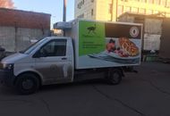 Перебрендирование машин для доставки заказов компаний Шоколадница и Ваби Саби — вид 2