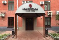 Вывеска для гостиницы «Максима» — вид спереди