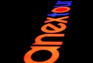 Вывеска для ANEX Tour — вид в темноте